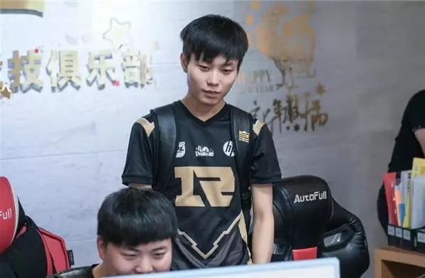 这给了白魔 这给了白魔